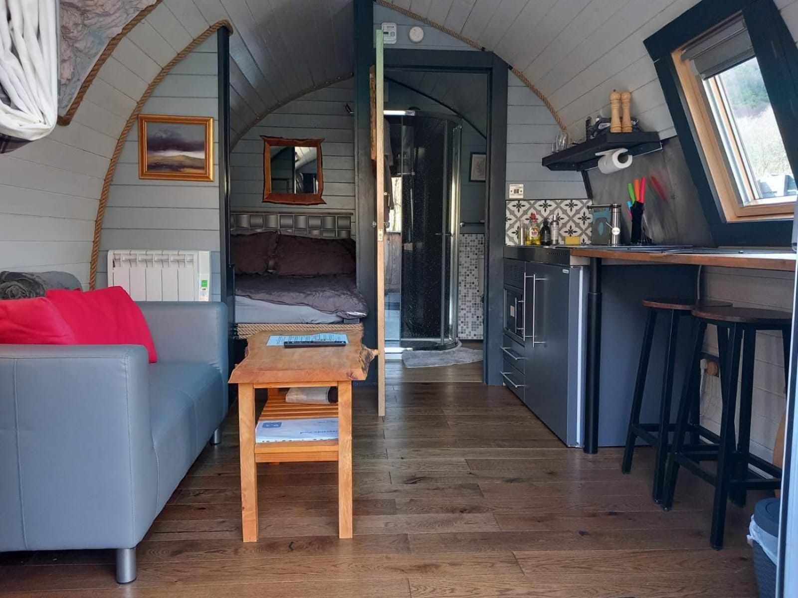 Riverside Pod, West Highland Way Holidays Кинлохлевън Екстериор снимка