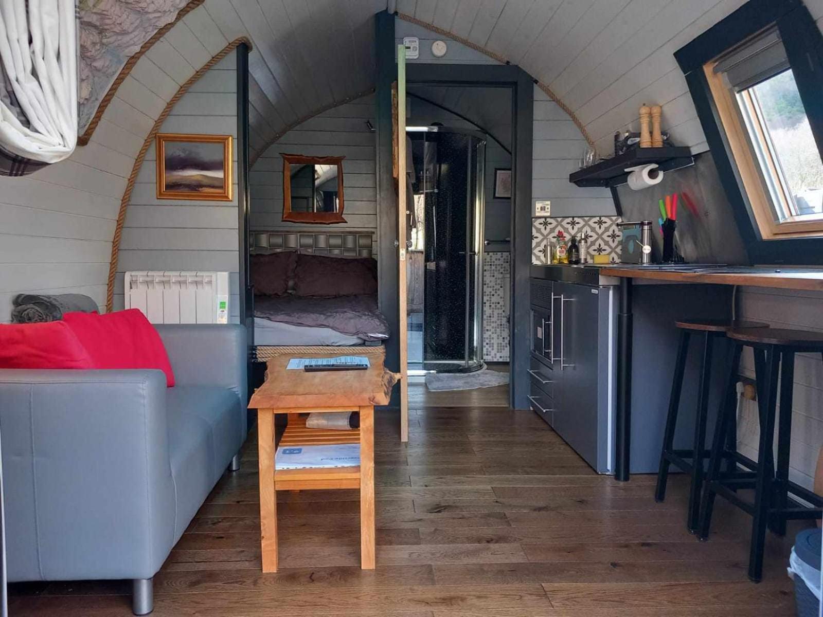 Riverside Pod, West Highland Way Holidays Кинлохлевън Екстериор снимка