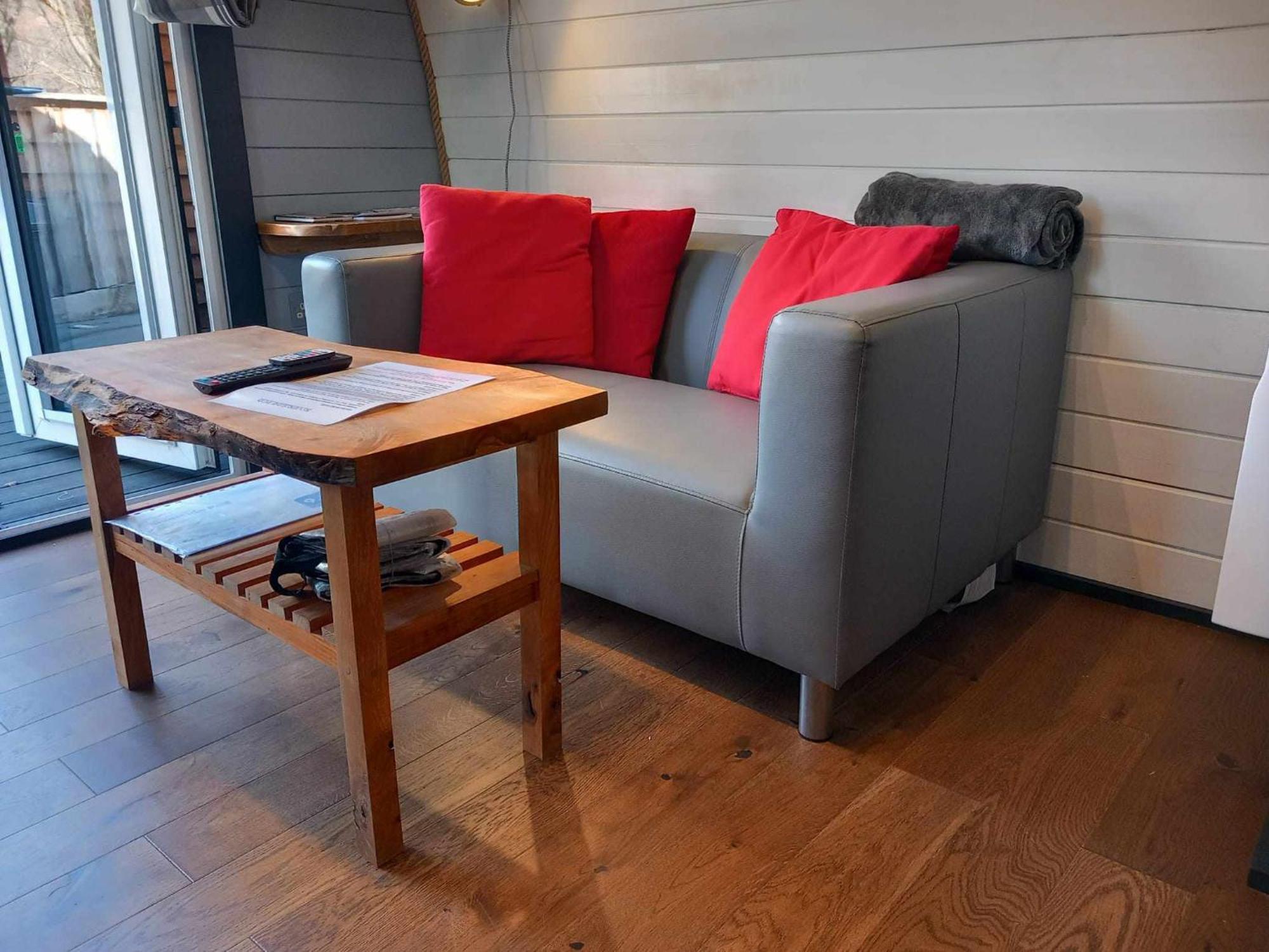Riverside Pod, West Highland Way Holidays Кинлохлевън Екстериор снимка