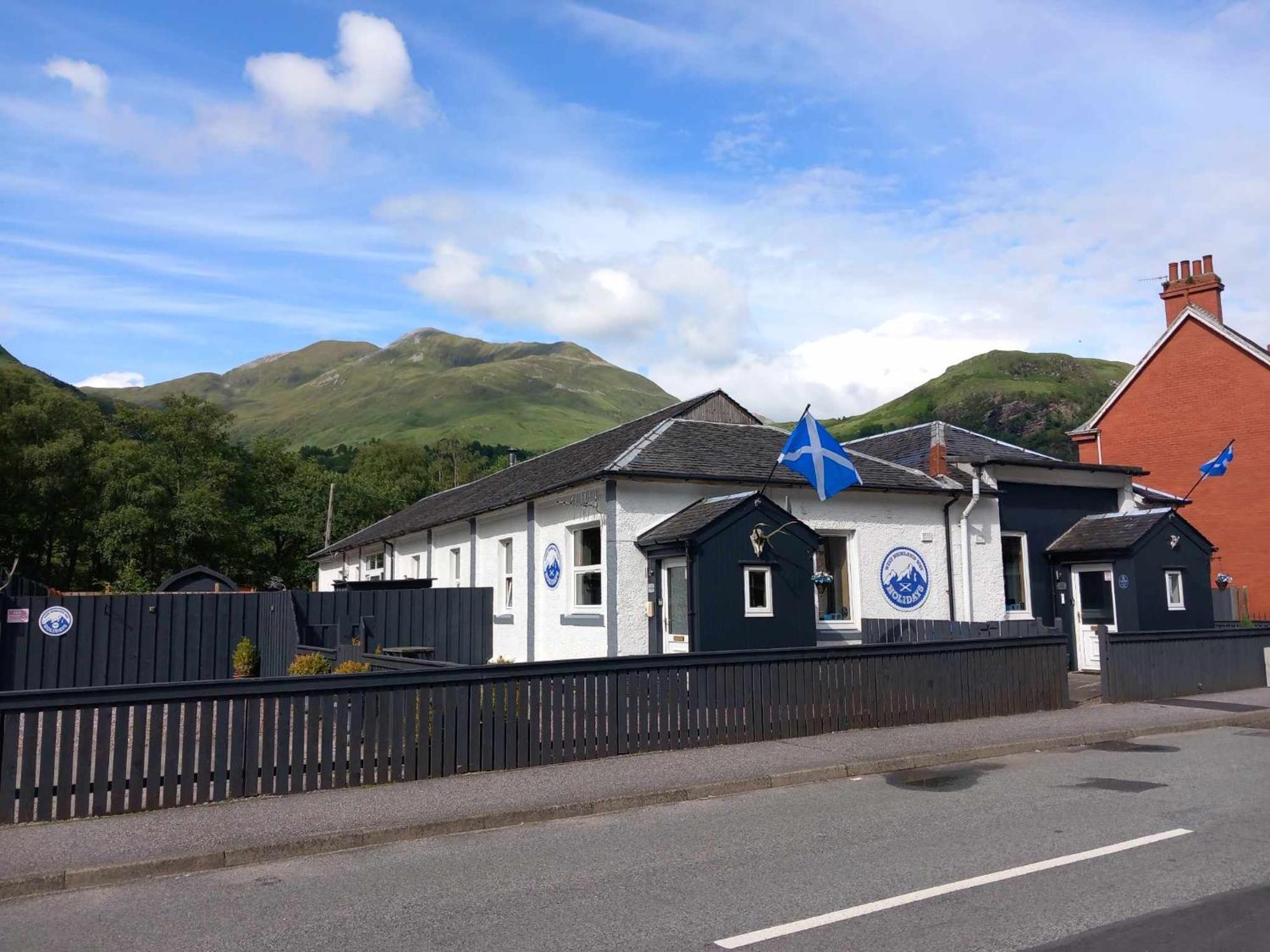 Riverside Pod, West Highland Way Holidays Кинлохлевън Екстериор снимка