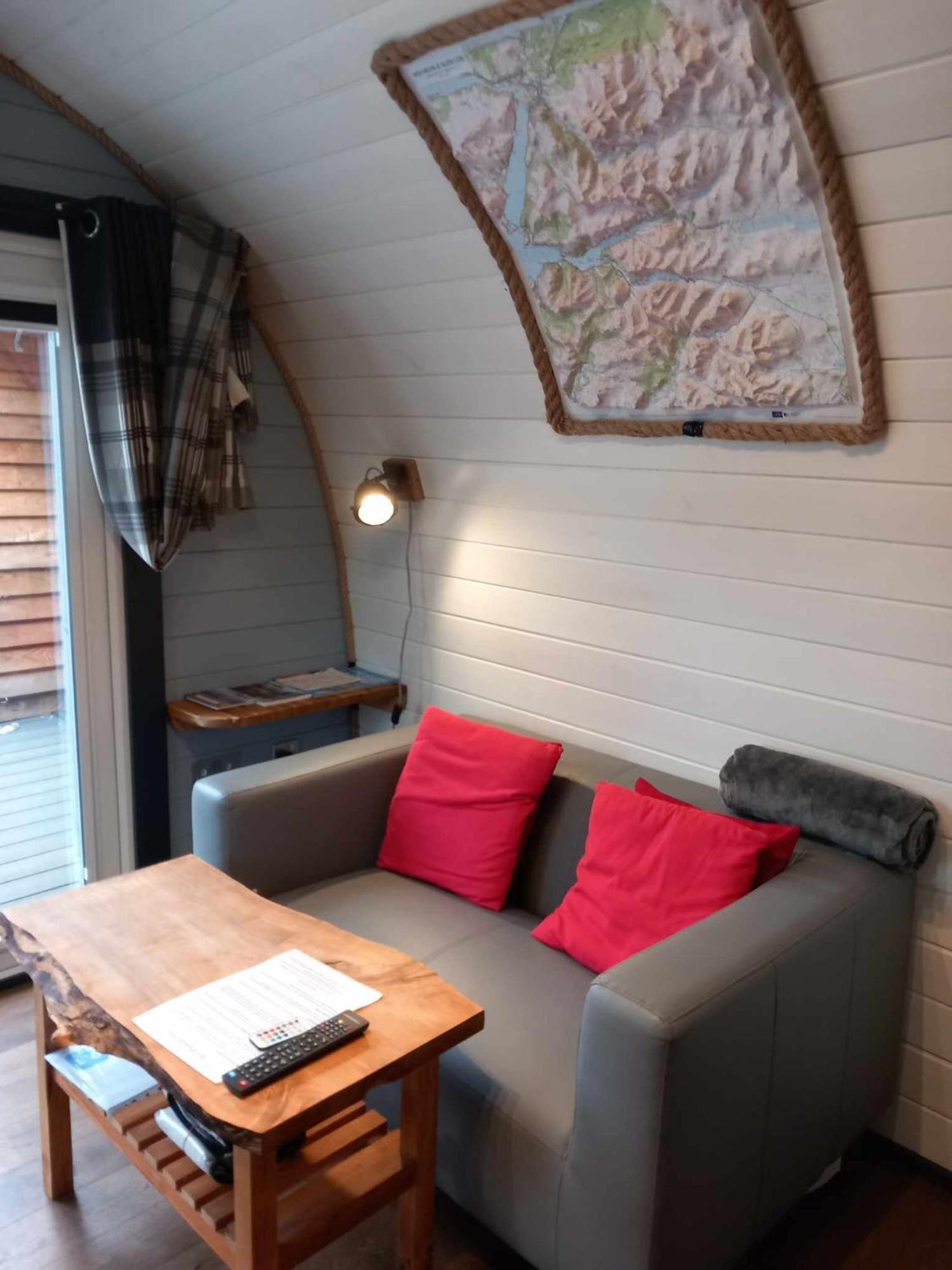 Riverside Pod, West Highland Way Holidays Кинлохлевън Екстериор снимка