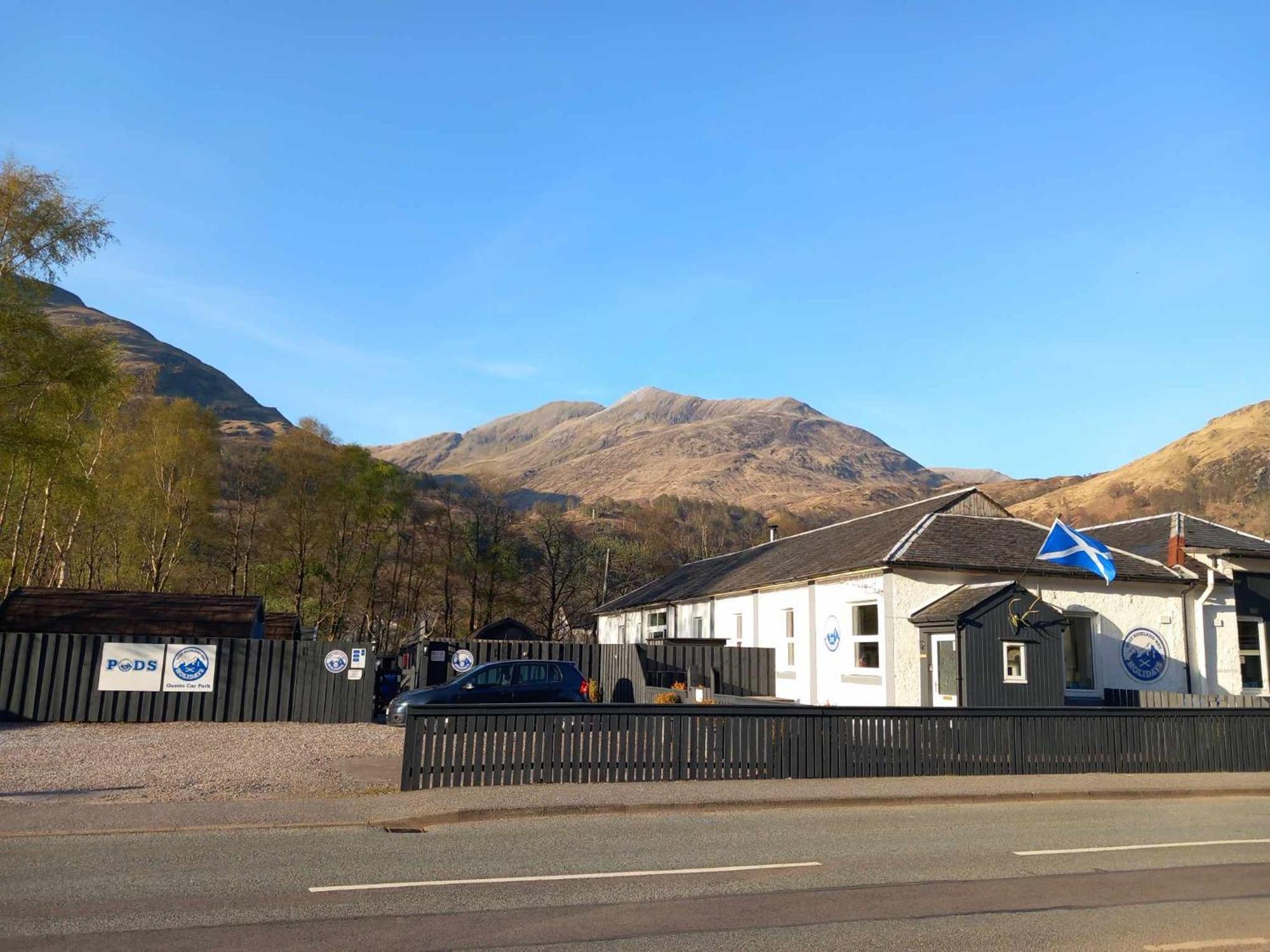 Riverside Pod, West Highland Way Holidays Кинлохлевън Екстериор снимка