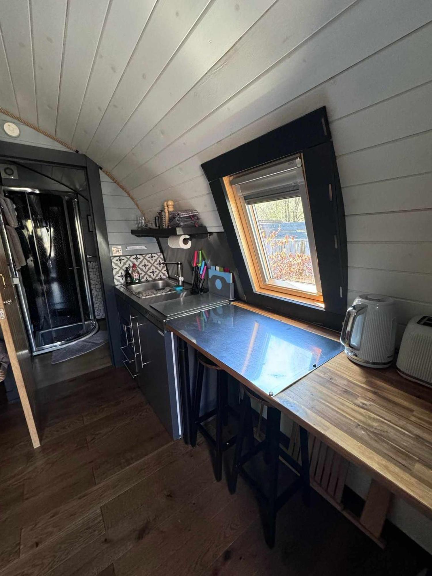 Riverside Pod, West Highland Way Holidays Кинлохлевън Екстериор снимка